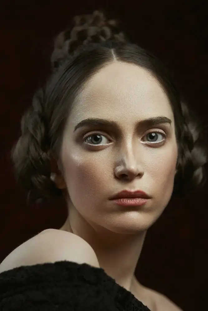Naderi, Peyman: La Reina Victoria II