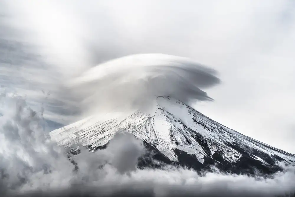 Suzuki, Takashi: Nuage parapluie fuji