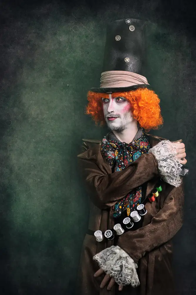 Eichelberg, Amnon: Mad Hatter