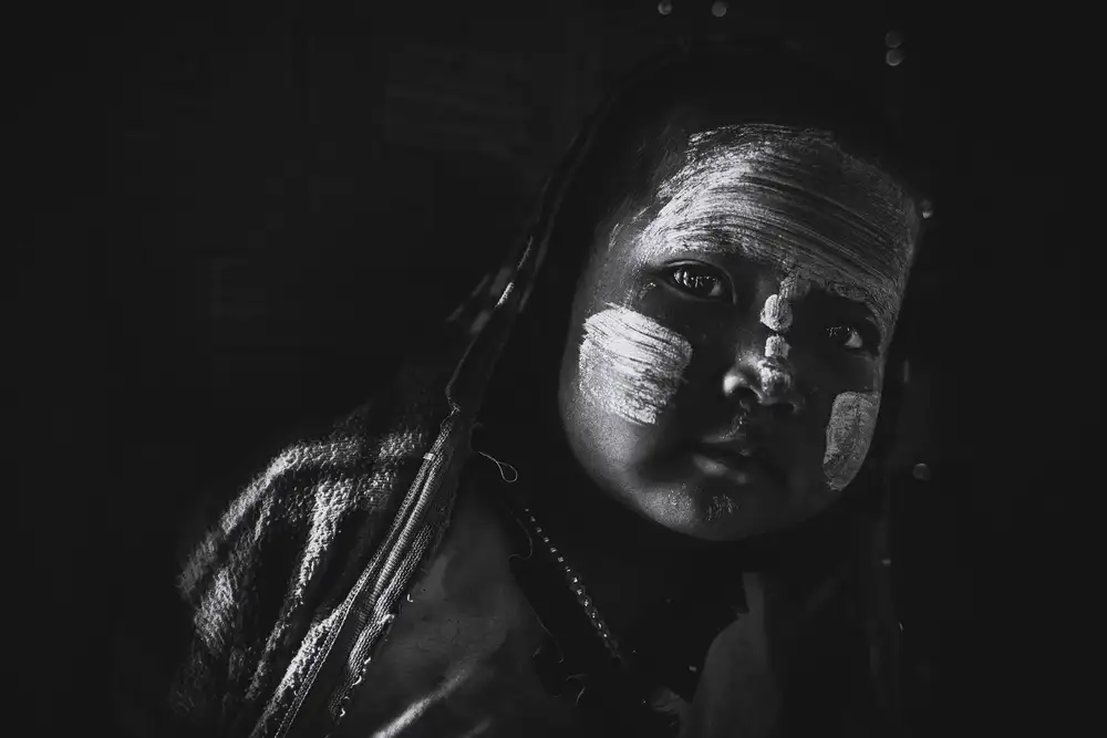 Tagliarino, Marco: Young eyes in the darkness