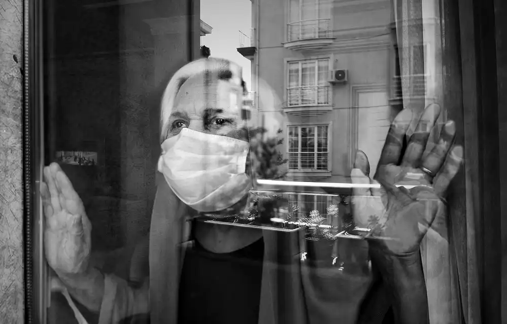 Basa, Emine: Pandemia / añoranza de la calle