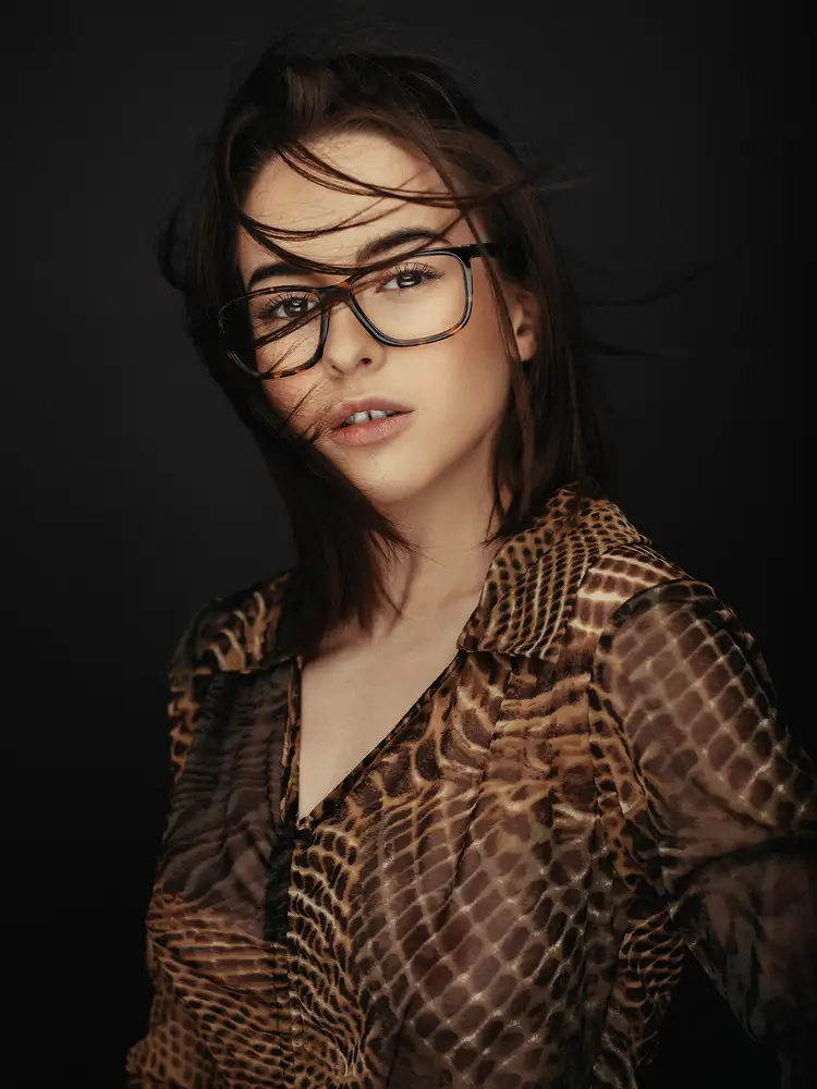 Krystynek, Martin: CARAS DEL PROYECTO [Petra J]
