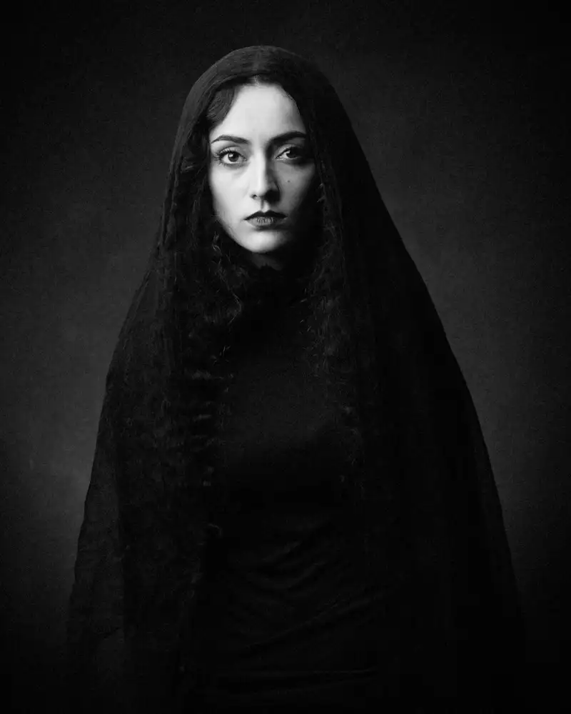 Mokhtari, Mehdi: Rojine