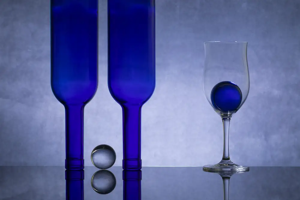 Yakubovitch, Azriel: Vidrio Azul #4