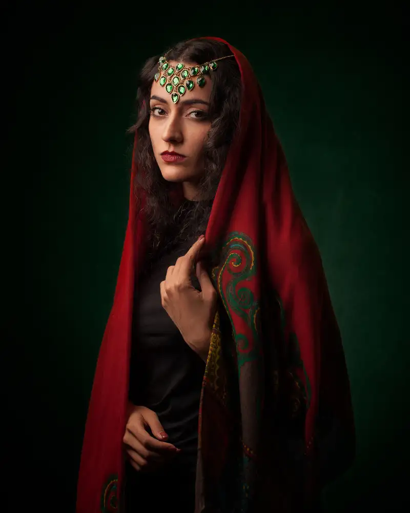 Mokhtari, Mehdi: Rojine