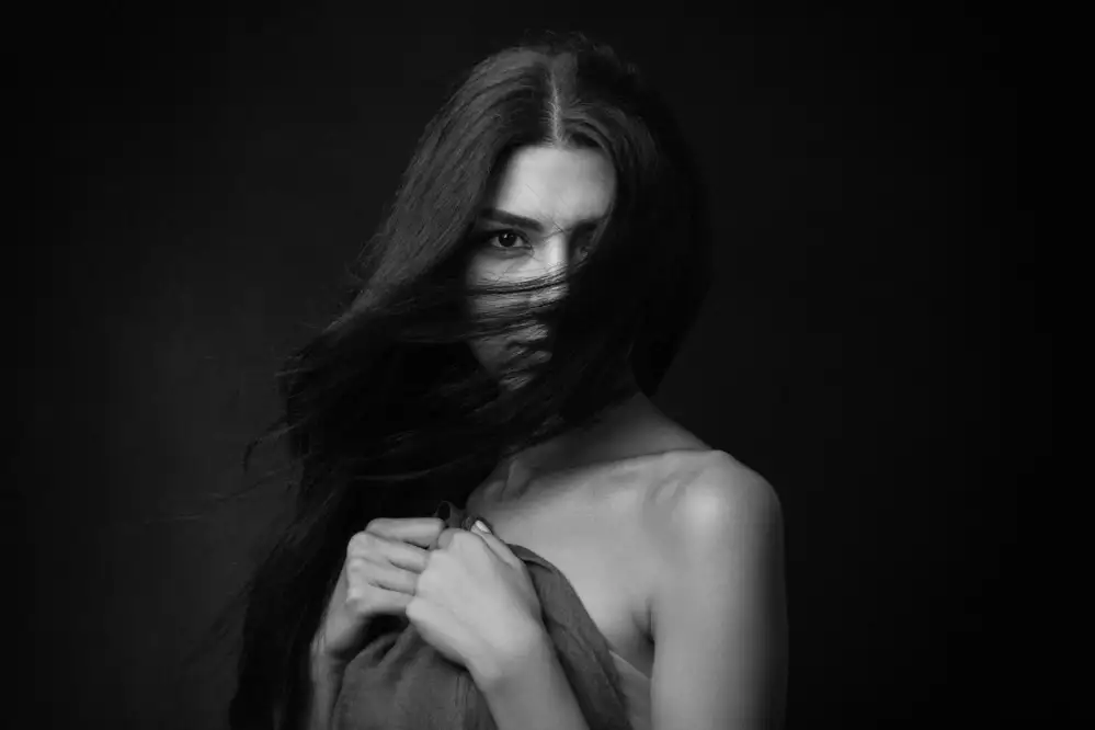 Mokhtari, Mehdi: Nessun nome