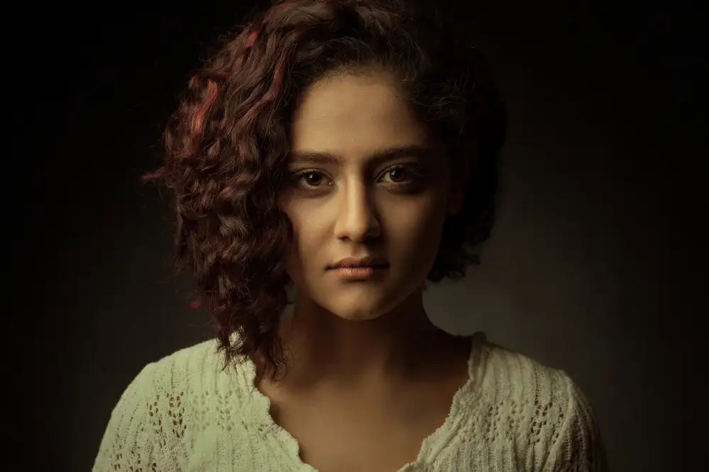 Mokhtari, Mehdi: Ayda