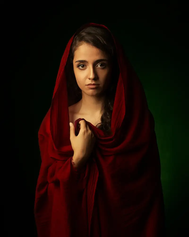 Mokhtari, Mehdi: Negin