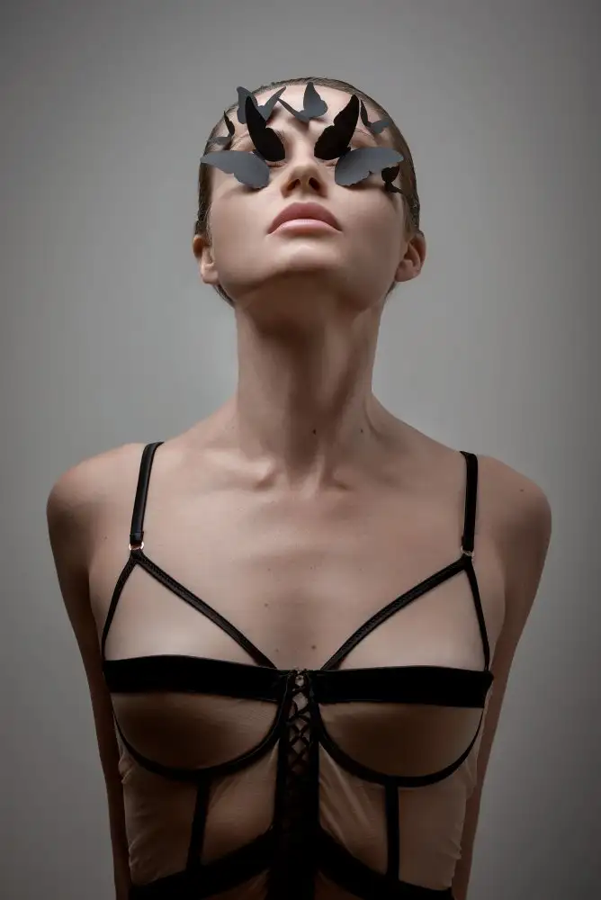 Anna: You cannot voluntarily return to darkness or go blind, once having seen