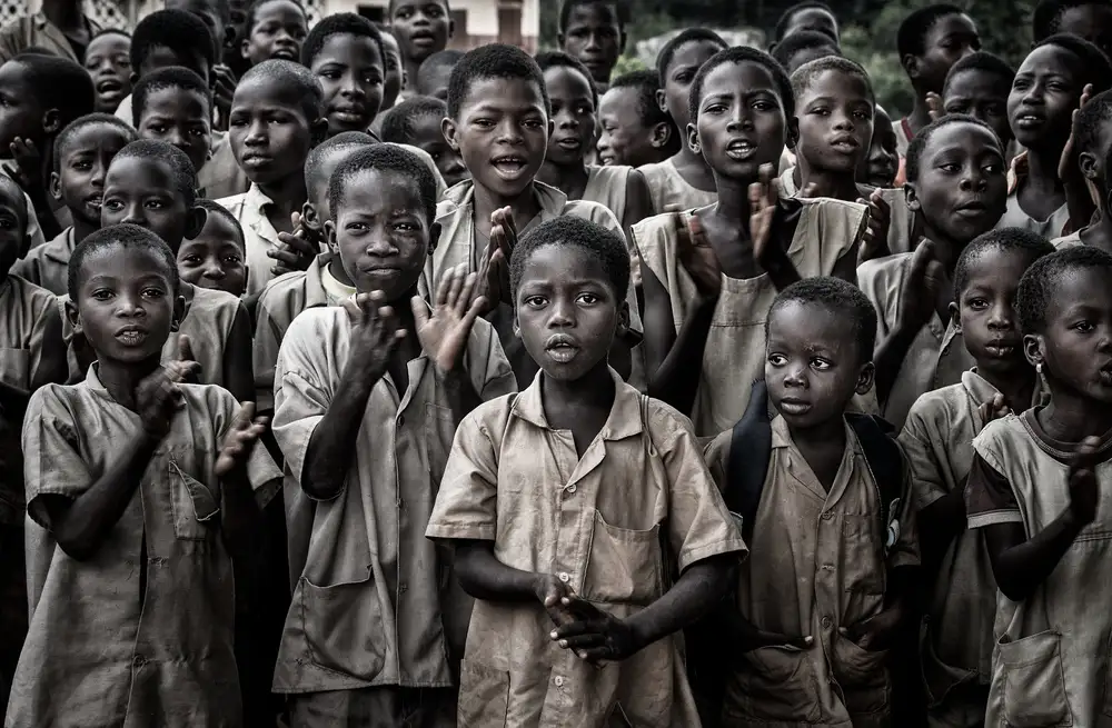 Garmendia, Inazio Joxe: Bambini in una casa affidataria in Benin.