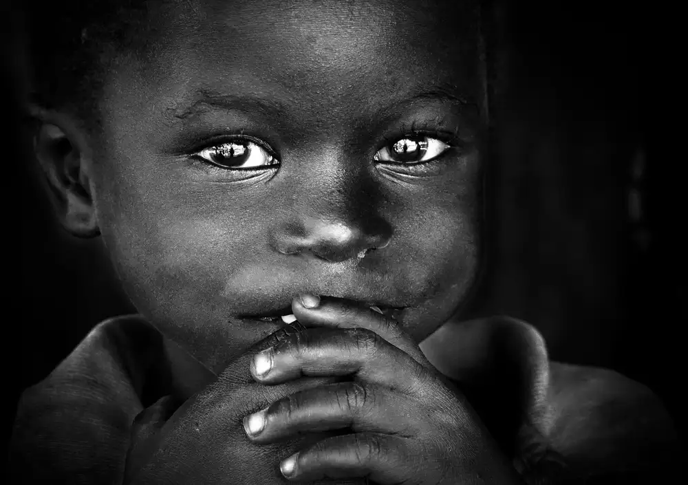 Molina, Elena: ingenuità (bnw)