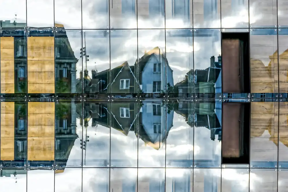 Dupont, Isabelle: Réflexion sur le bâtiment moderne