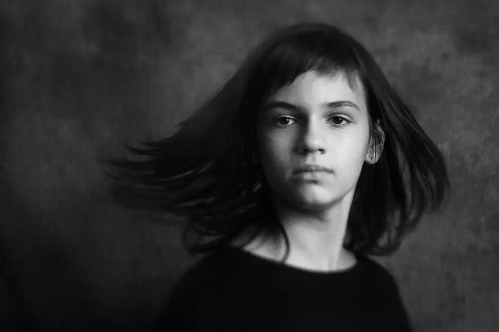 Cinteza, Marius: Nuna