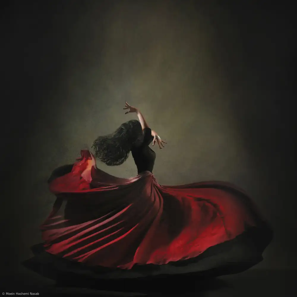 Hasheminasab, Moein: la chica y el baile