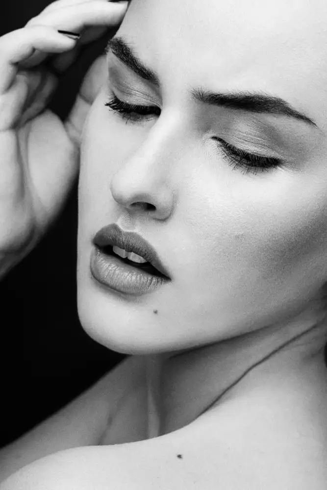Krystynek, Martin: BELLEZA SENSUAL [Romana U]