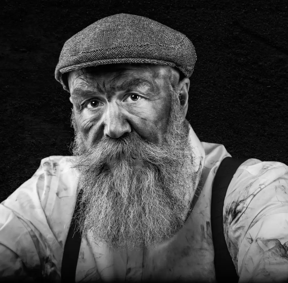 Dixon, Colin: El trabajador