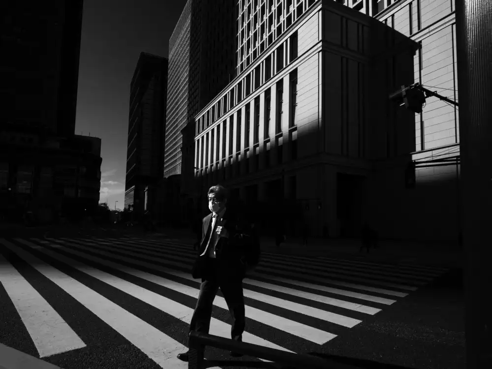 Takachi, Yasuhiro: Přechod Marunouchi