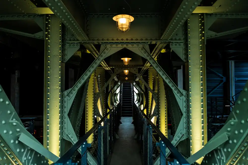 Joosten, Lus: passerelle