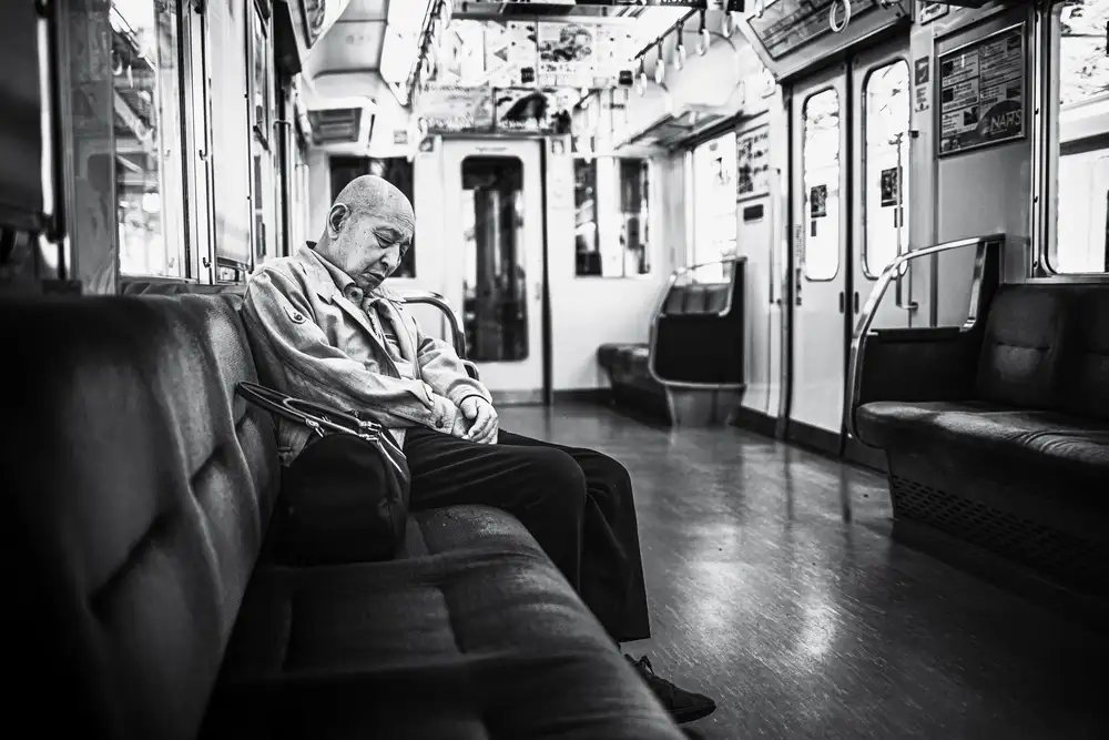 Tagliarino, Marco: Around Japan by train