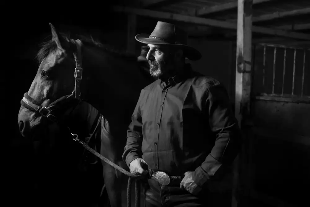 Kazamil, Farid: El hombre y el caballo.