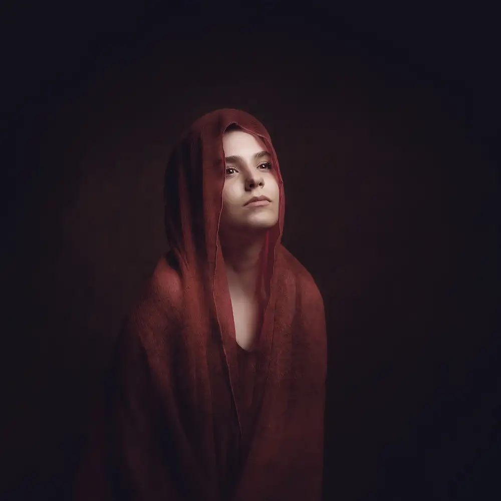 Hasheminasab, Moein: chica persa