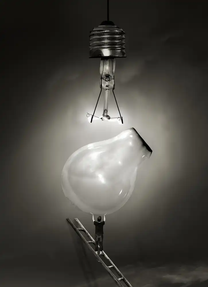 XibiaoHuang: The lampshade fell off