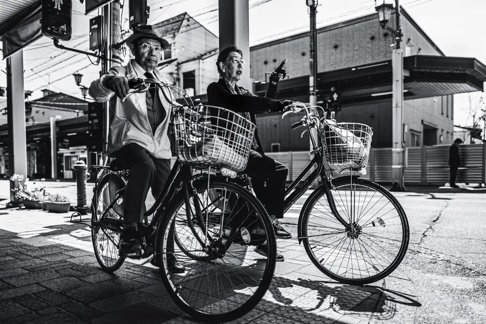 Tagliarino, Marco: Riding bike around Japan