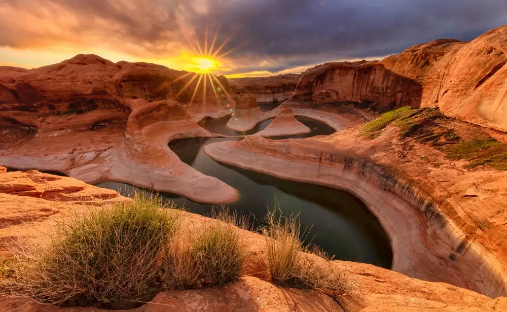 Bian, James: Východ slunce v Reflection Canyon