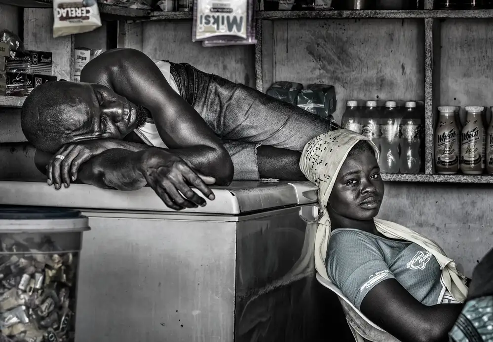 Garmendia, Inazio Joxe: Riposarsi sopra il frigorifero - Ghana