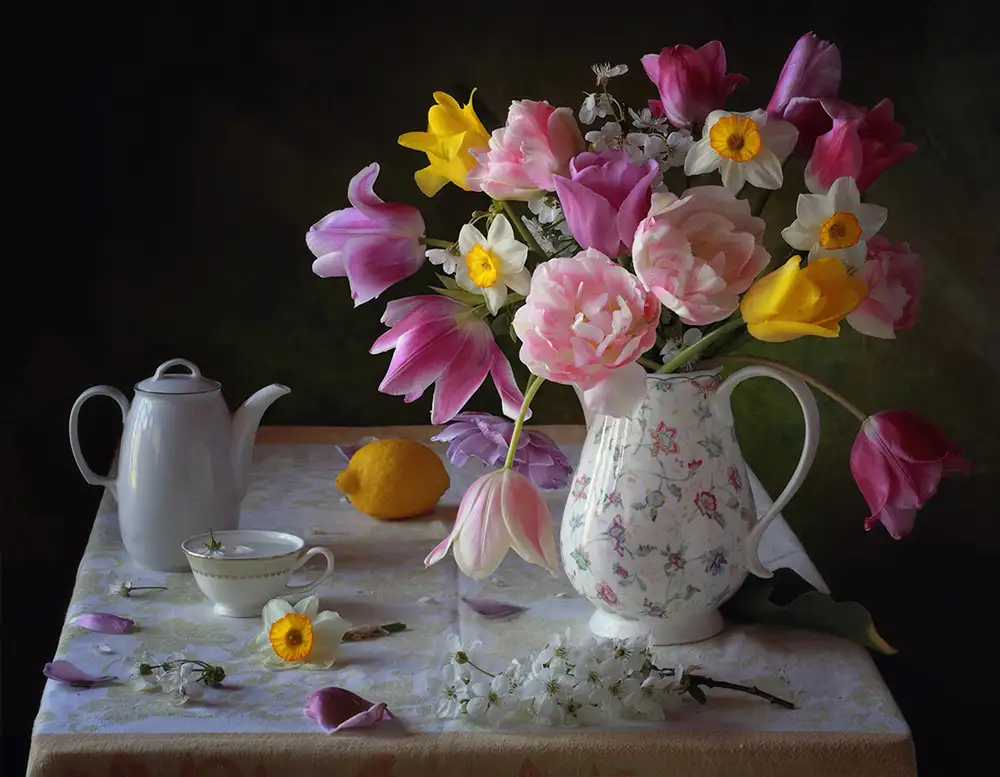 Skorokhod, Tatyana: Still life with spring flowers