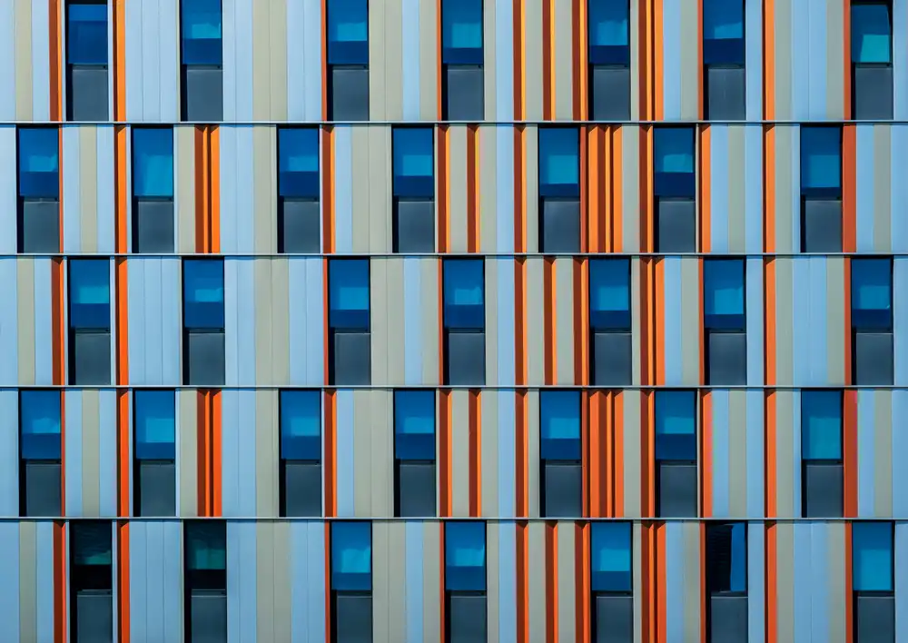 Joosten, Lus: Hôtel économique