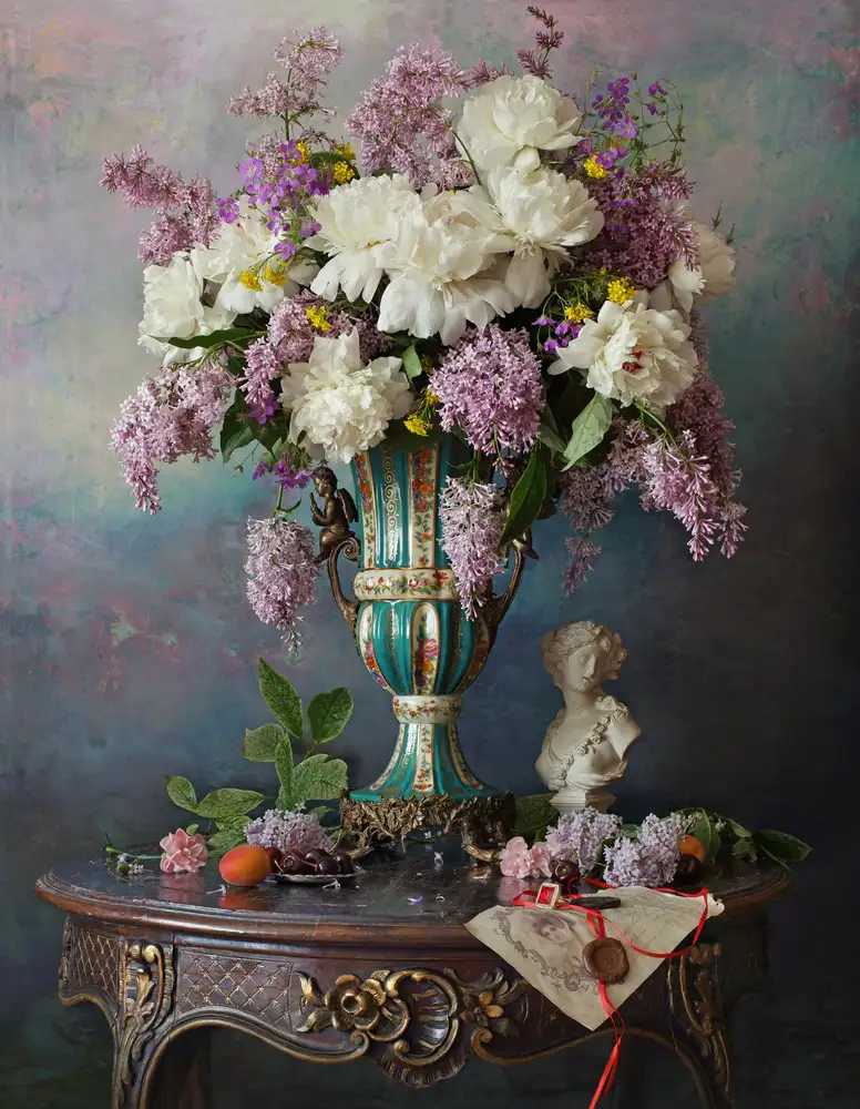 Morozov, Andrey: Still life with flowers and bust of the girl