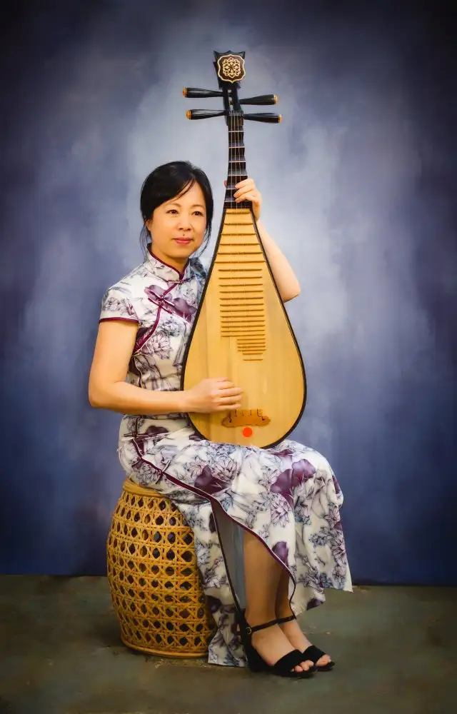 Yu, Lucy: Pipa