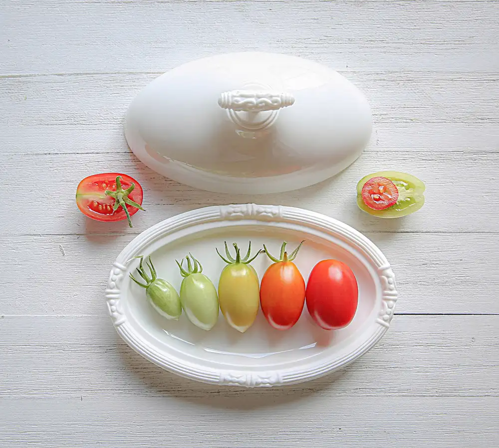 Zhou, Fangping: Tomates de uva