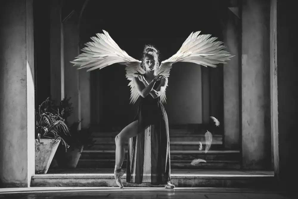 KHRBAWE, AYMAN: Fliegender Tänzer