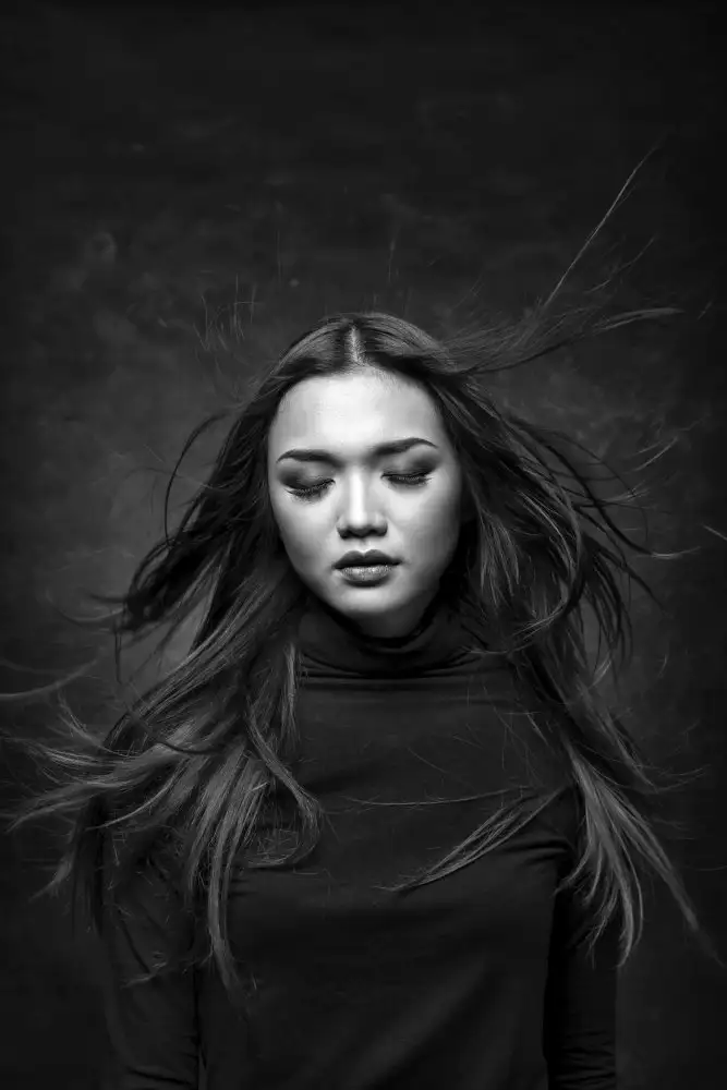 Pratikto, Lita: Piégé