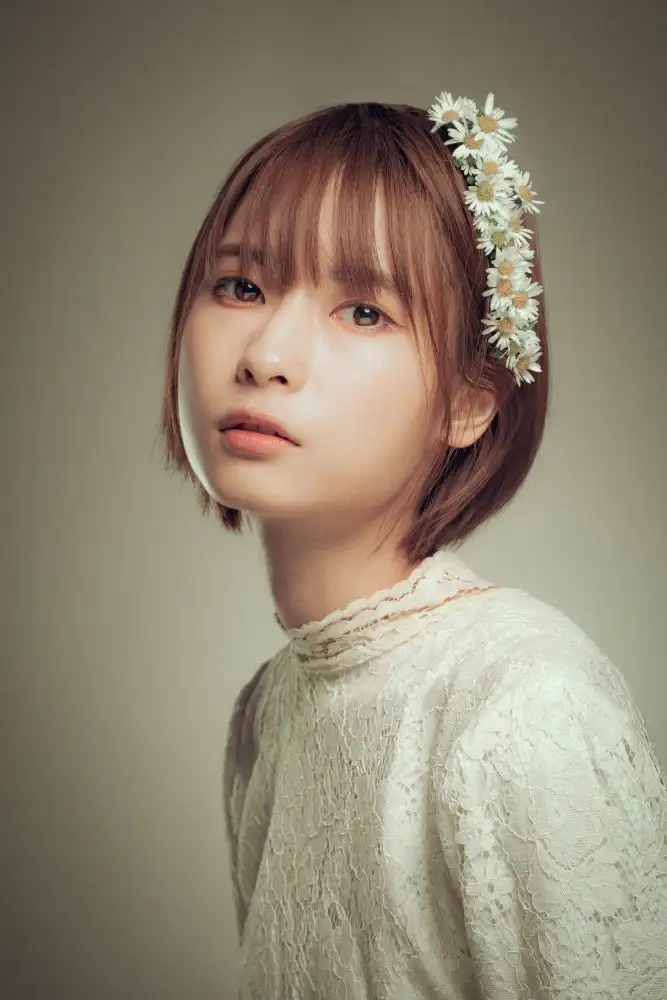 Sumimoto, Suguru: weiße Blume