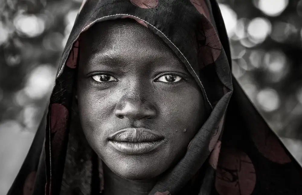 Garmendia, Inazio Joxe: Donna della tribù Mundari-Sud Sudan