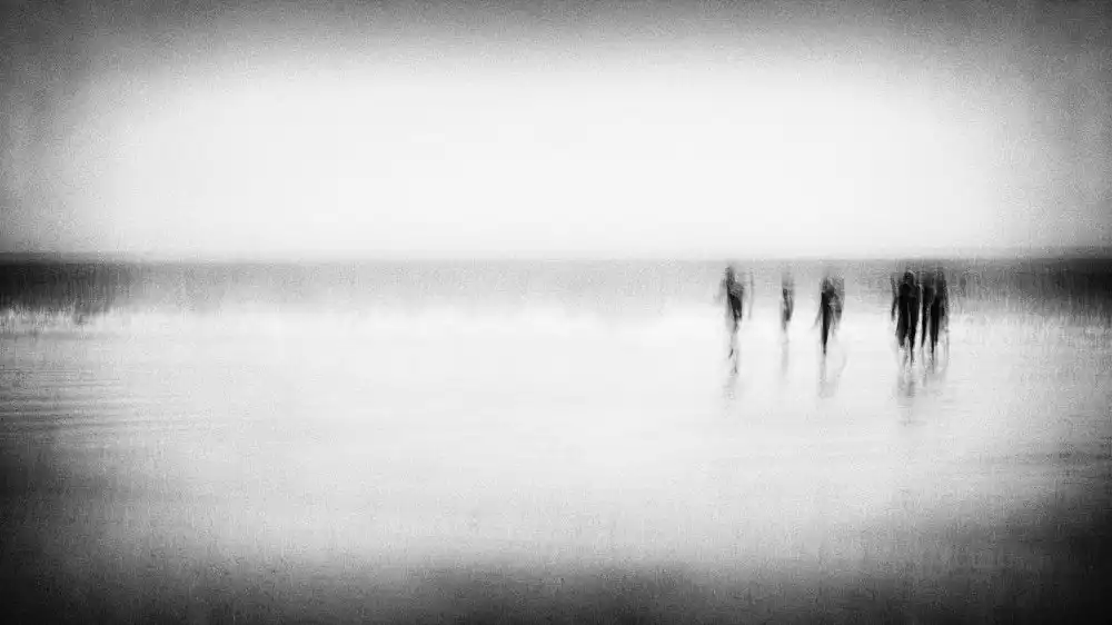Tänzer, Ina: Fantasmas