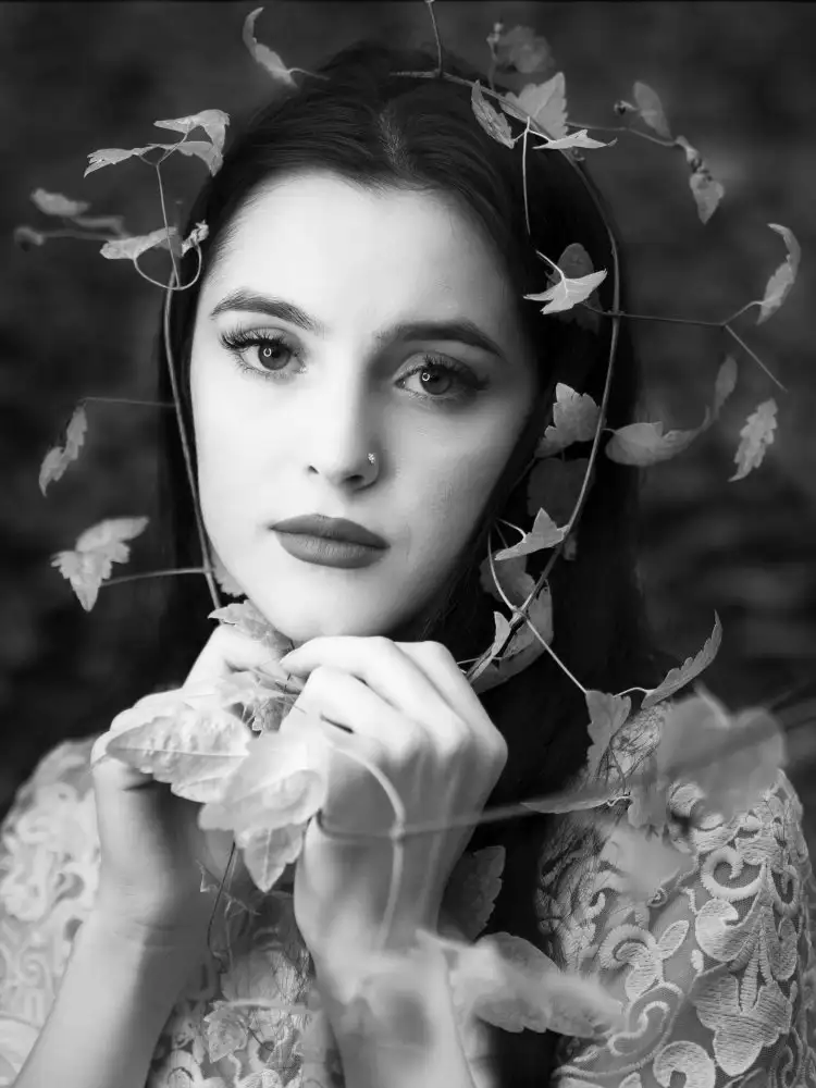 Cinteza, Marius: Alexia