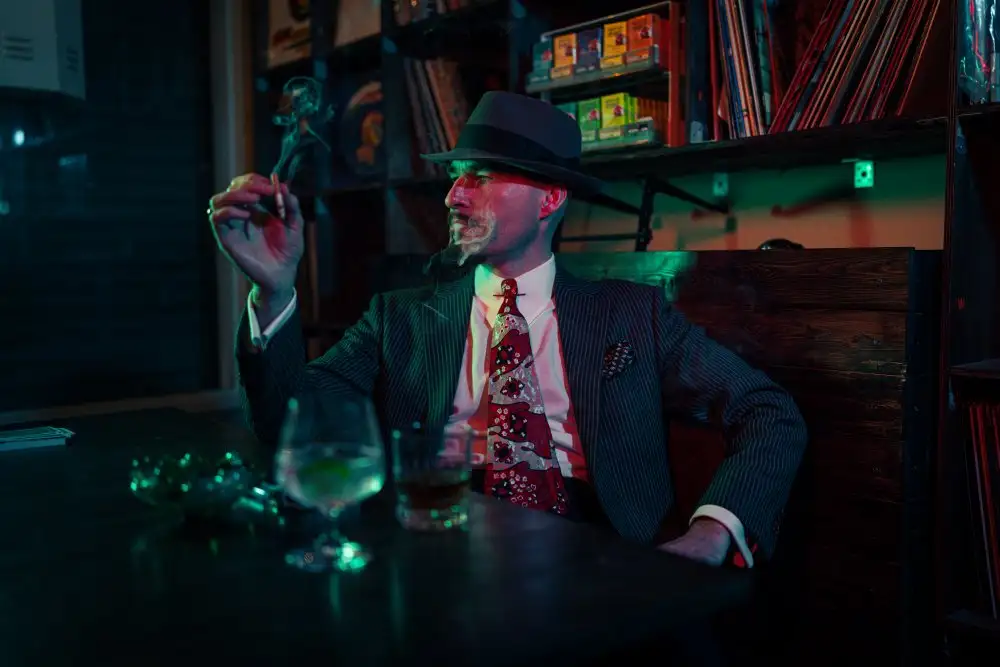tiovalentine: Dandy