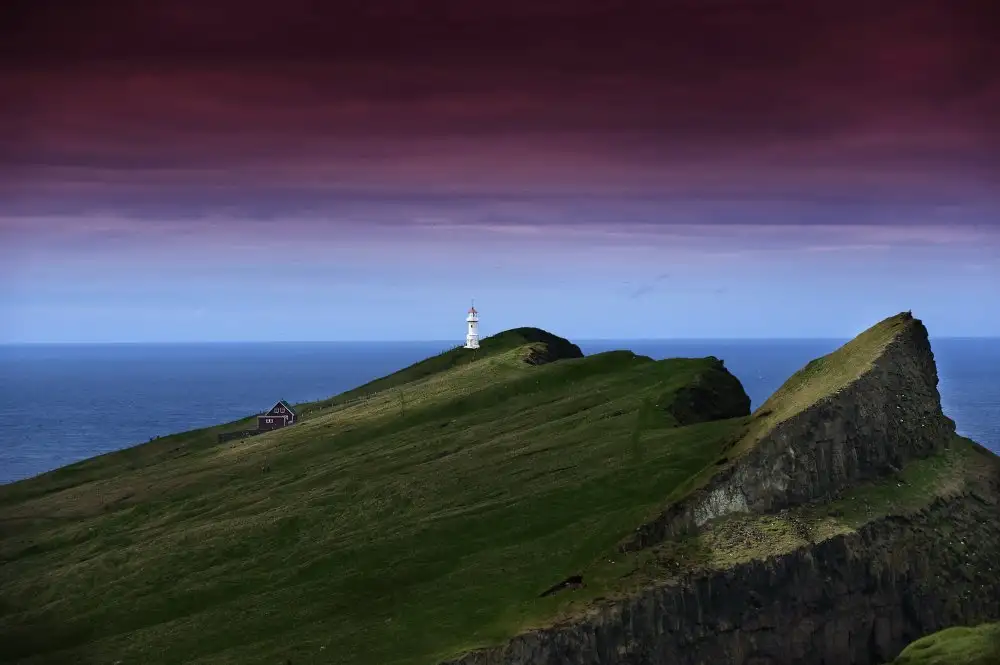 Engström, Erik: The lighthouse on Mykines holmur