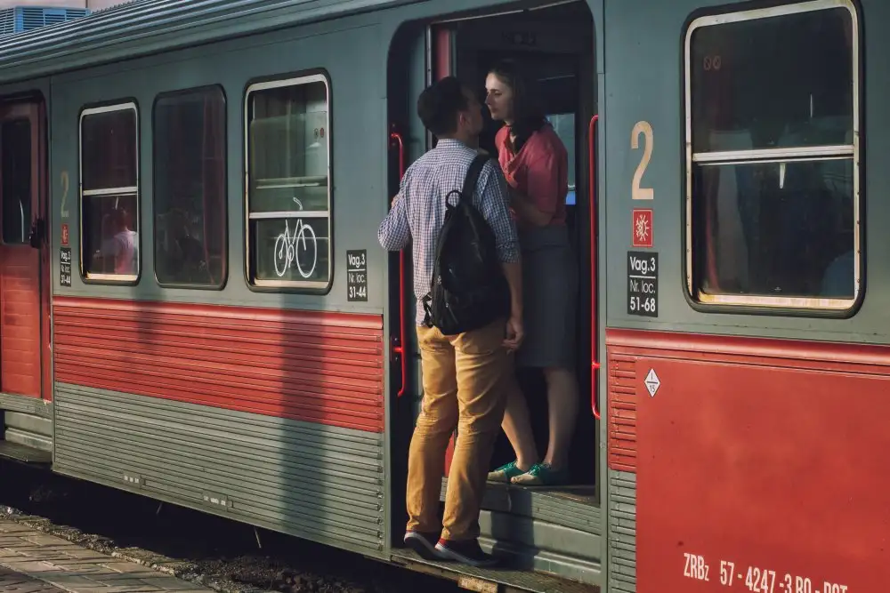 Pino, Emilio: Amore a Bucarest