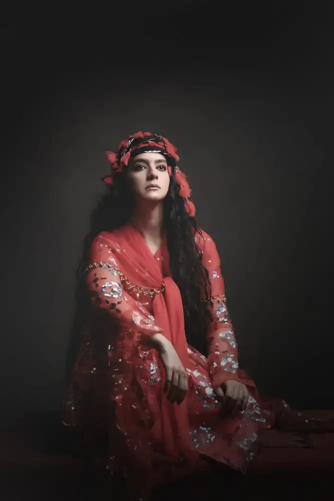 Hasheminasab, Moein: Kurdisches Mädchen
