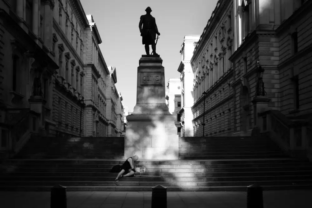 Toniolo, Giorgio: À Londres