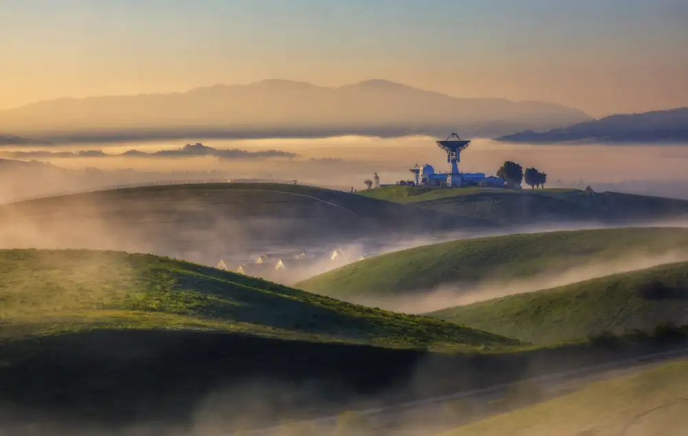 Qiu, Jenny: A Misty Morning