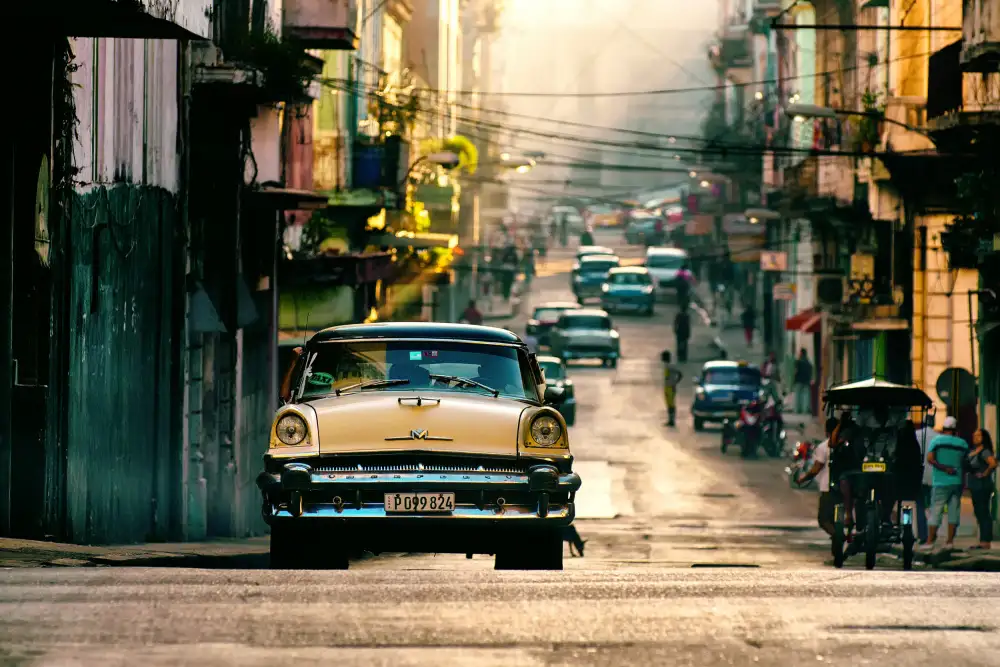 Buliga, Gina: LA STORIA NON FINITA DI CUBA