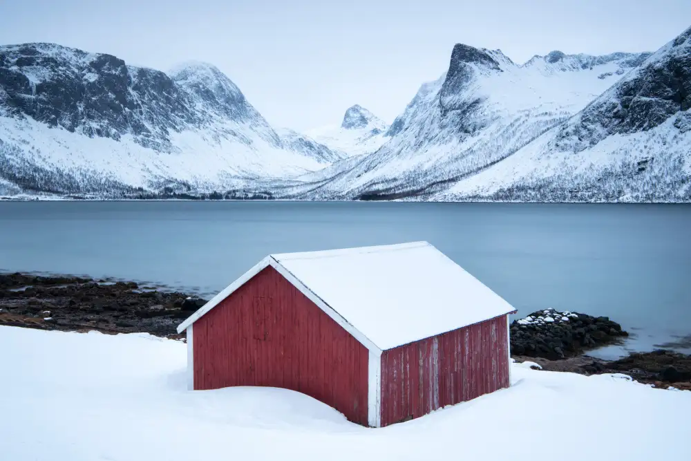 Landolt, Susanne: Red hut