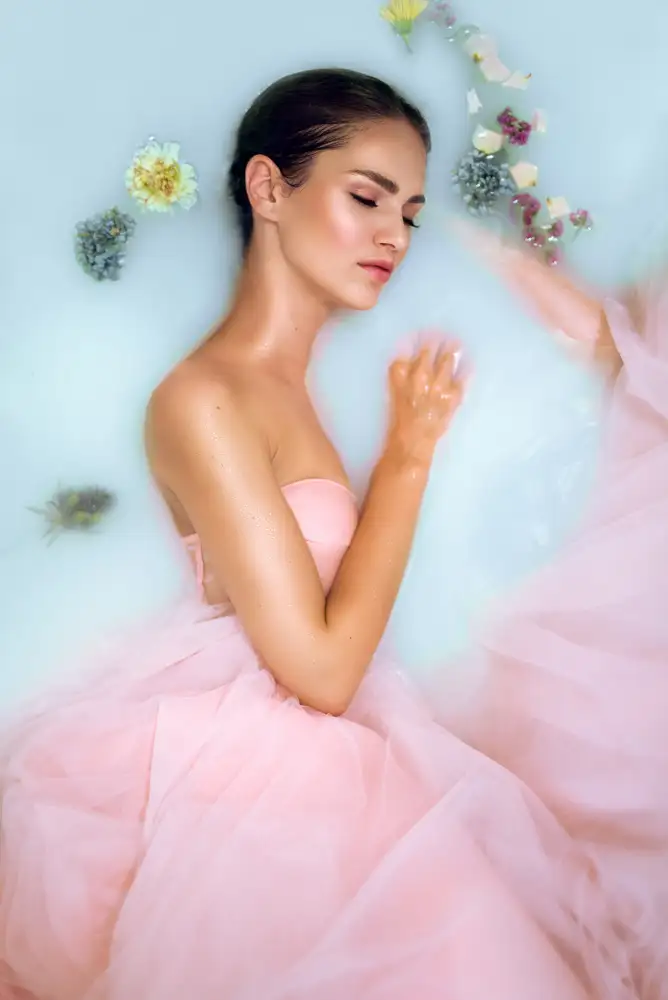 Fedur, Adalia: Milk Bath