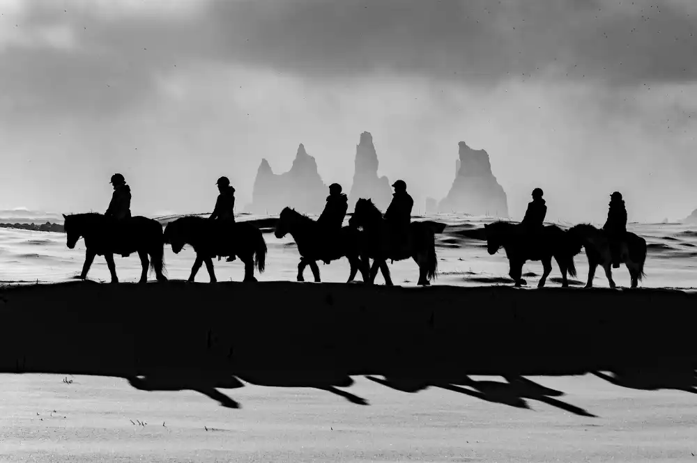 Tamajo, Massimo: Lights and shadows in magical Iceland